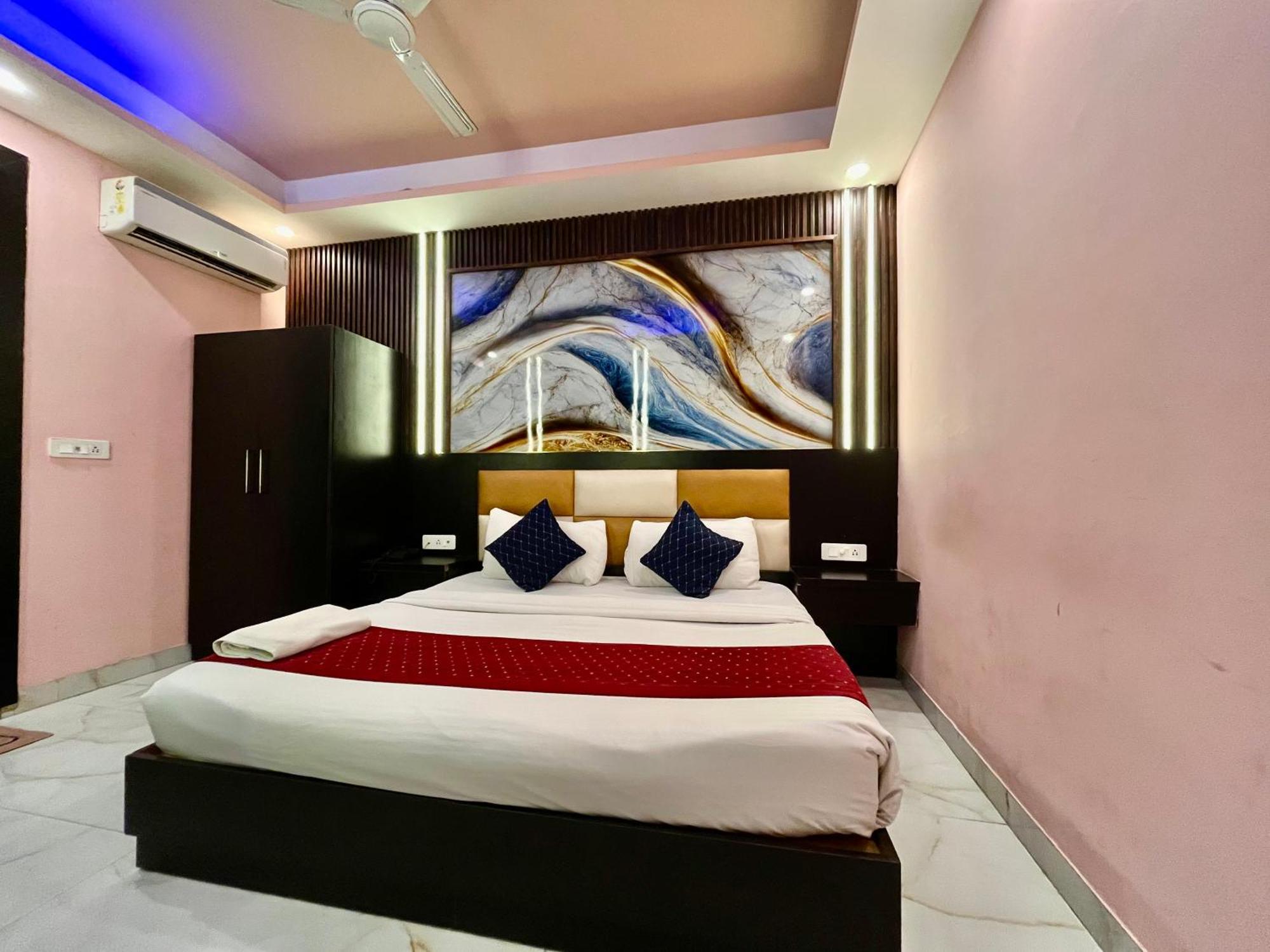 新德里 Jupiter Plaza Delhi Airport酒店 外观 照片