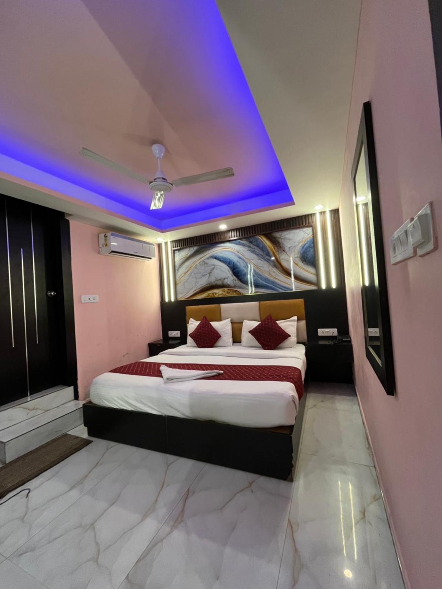 新德里 Jupiter Plaza Delhi Airport酒店 外观 照片